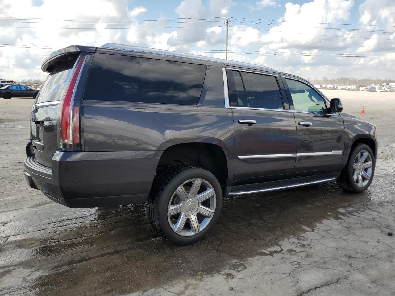 Photo 2 VIN: 1GYS4HKJ3JR361652 - CADILLAC ESCALADE 