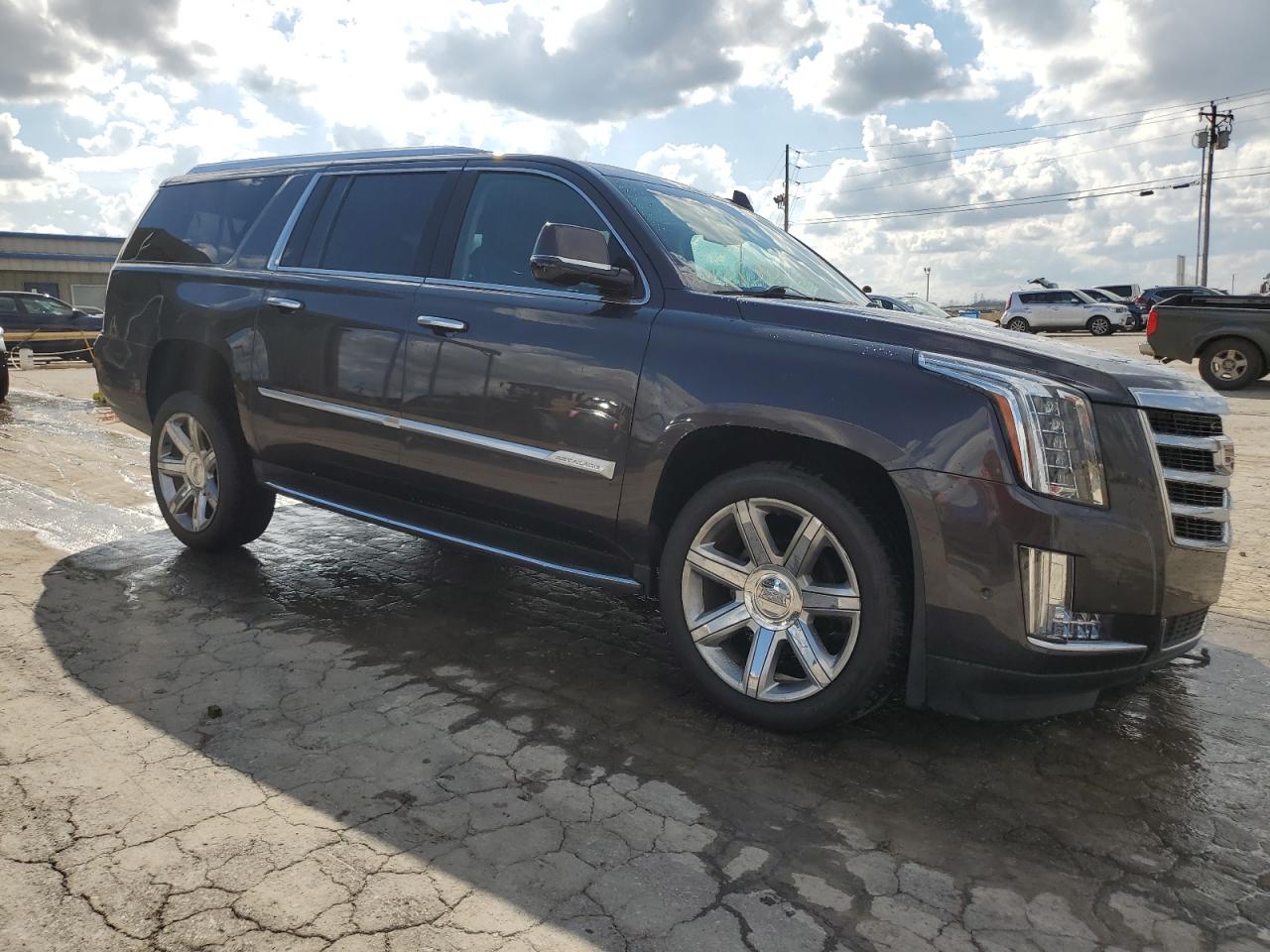 Photo 3 VIN: 1GYS4HKJ3JR361652 - CADILLAC ESCALADE 