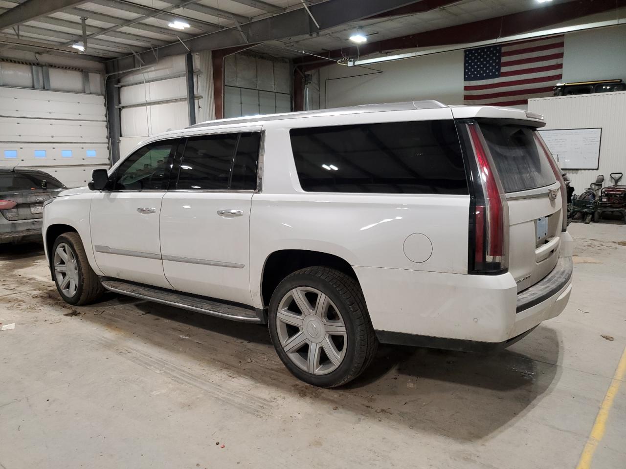 Photo 1 VIN: 1GYS4HKJ4HR222365 - CADILLAC ESCALADE 