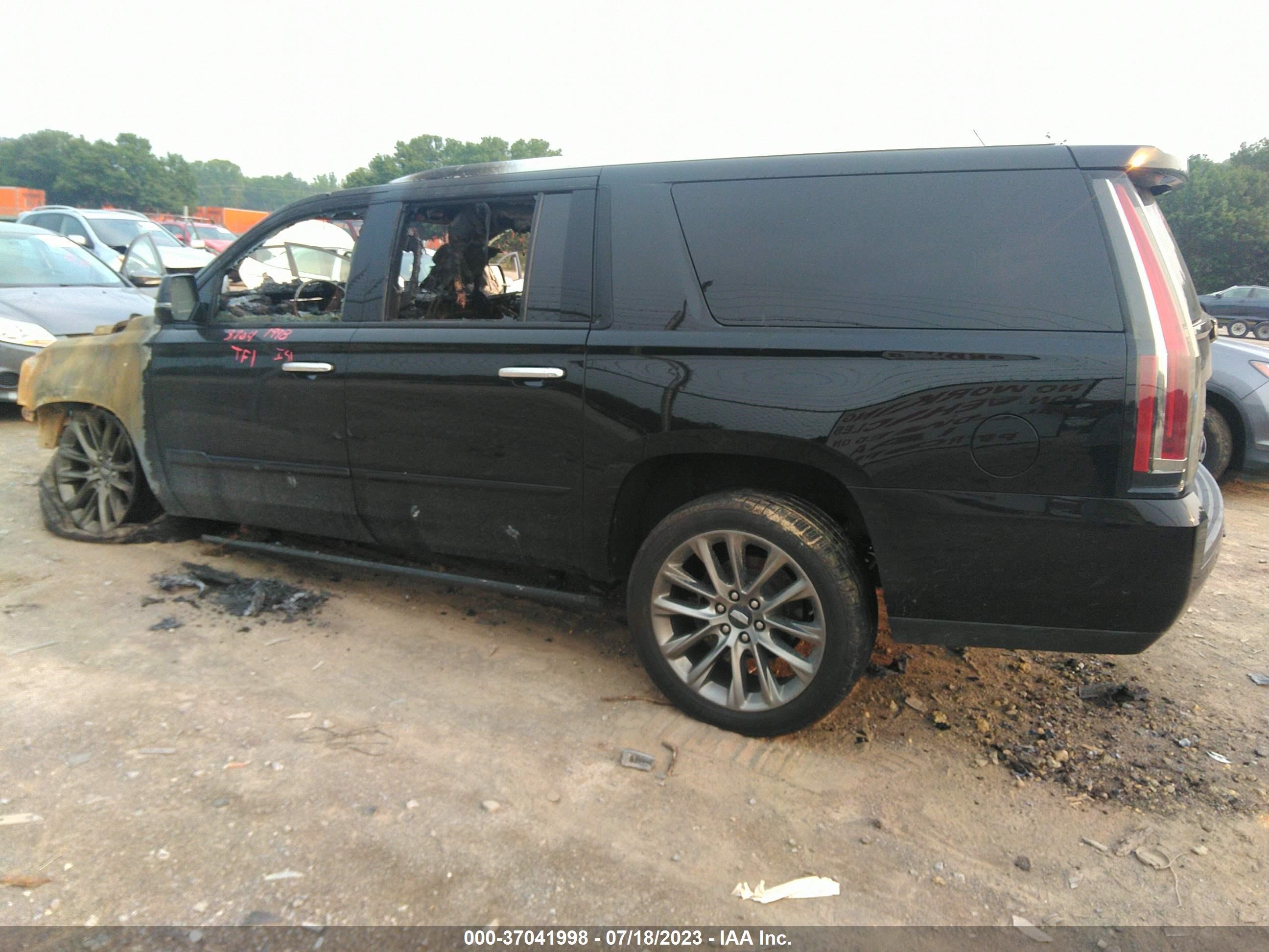 Photo 12 VIN: 1GYS4HKJ4LR226778 - CADILLAC ESCALADE 