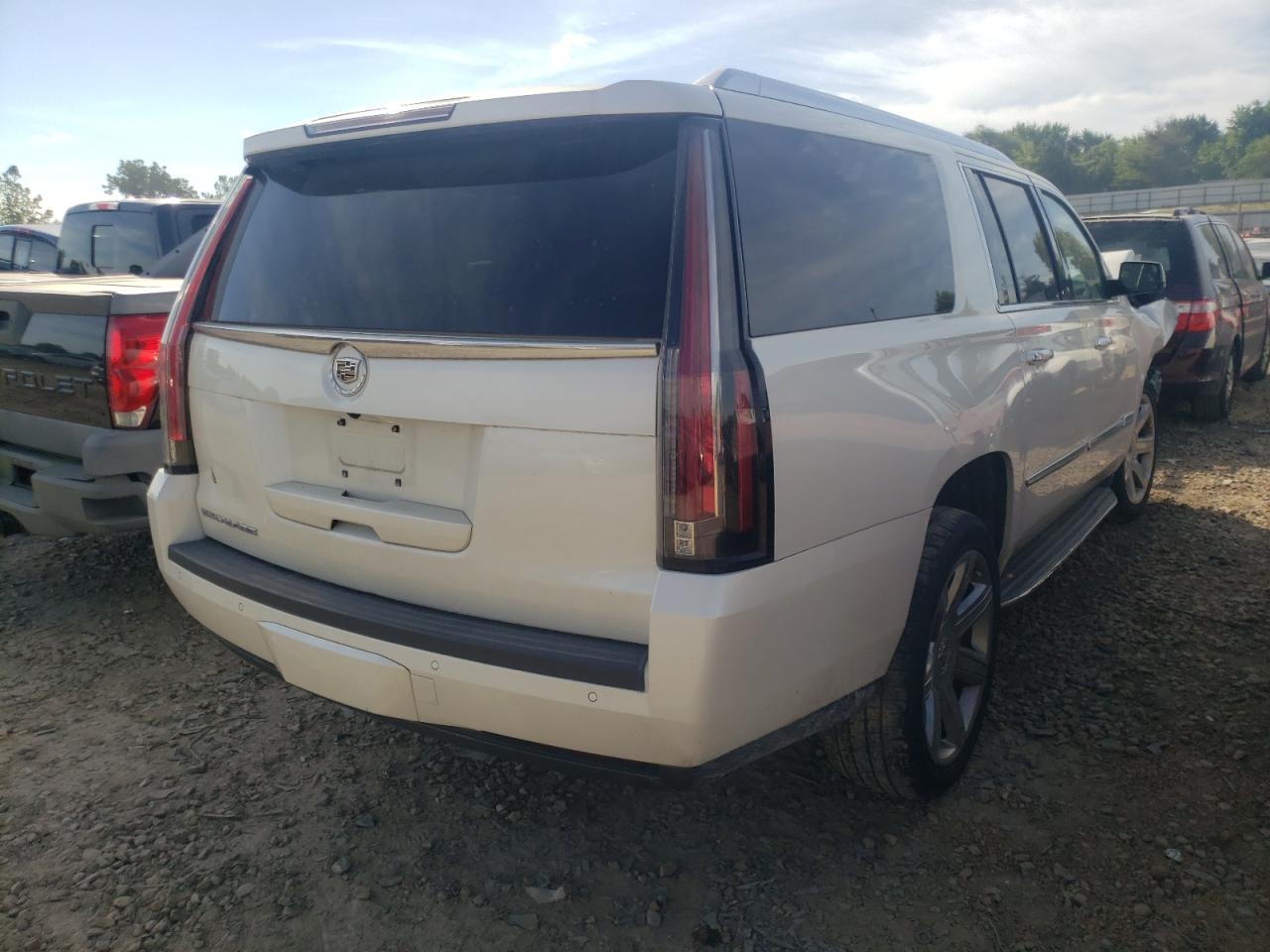 Photo 3 VIN: 1GYS4HKJ9FR280324 - CADILLAC ESCALADE 