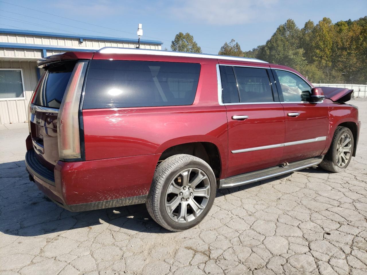 Photo 2 VIN: 1GYS4HKJXGR183683 - CADILLAC ESCALADE 