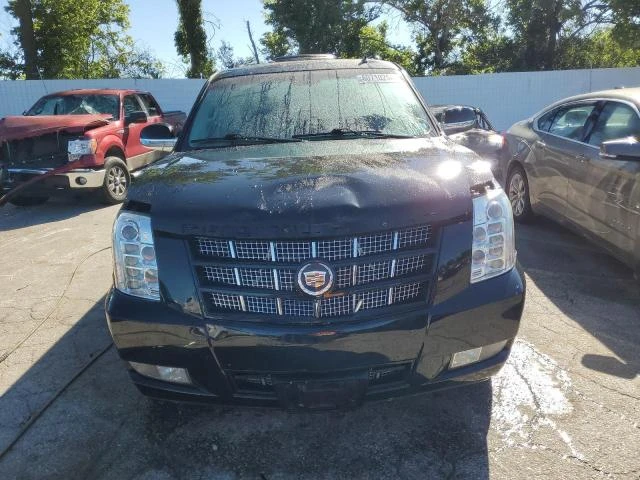 Photo 4 VIN: 1GYS4JEF1DR147715 - CADILLAC ESCALADE E 