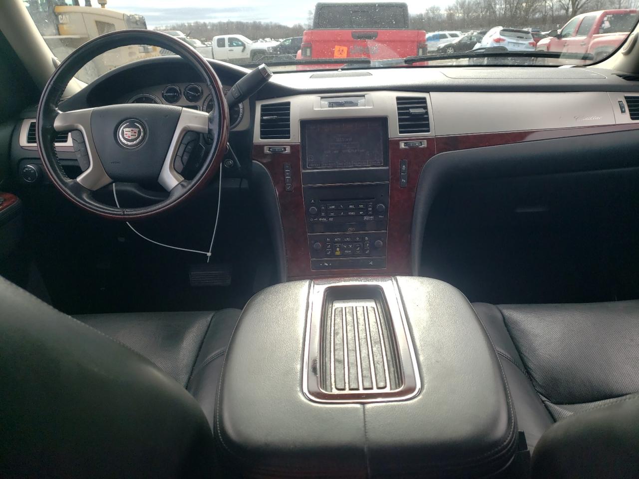 Photo 7 VIN: 1GYS4JEF1DR306345 - CADILLAC ESCALADE 