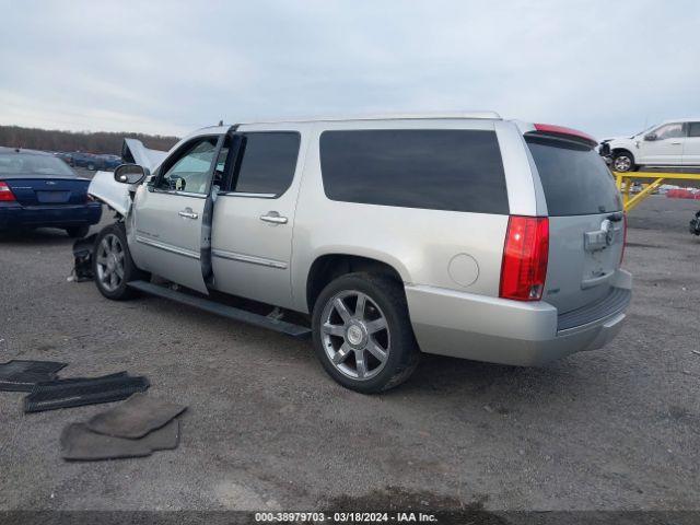 Photo 2 VIN: 1GYS4JEF2BR126126 - CADILLAC ESCALADE ESV 