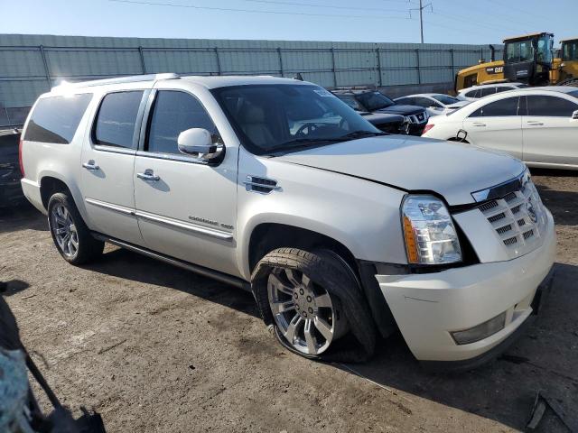 Photo 3 VIN: 1GYS4JEF2BR227828 - CADILLAC ESCALADE E 