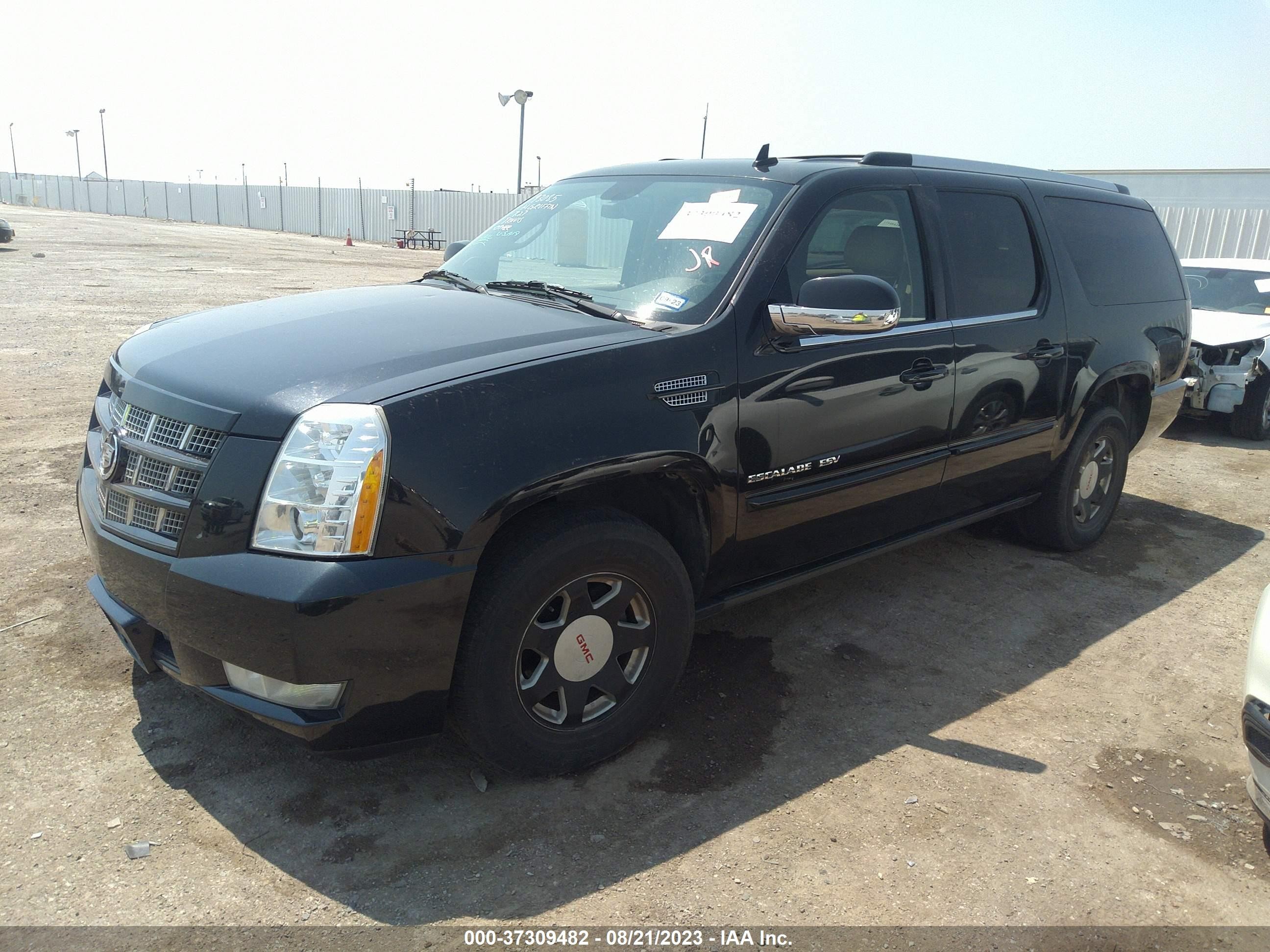 Photo 1 VIN: 1GYS4JEF3CR236524 - CADILLAC ESCALADE 