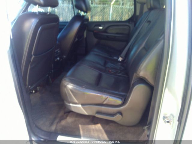 Photo 7 VIN: 1GYS4JEF4BR121946 - CADILLAC ESCALADE ESV 