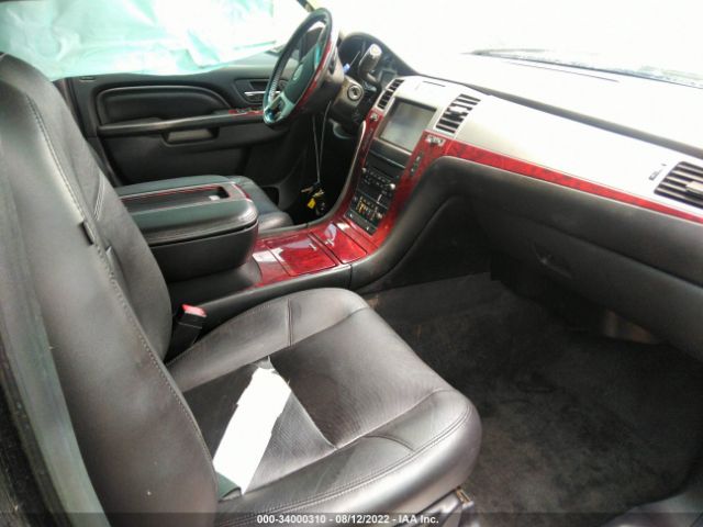 Photo 4 VIN: 1GYS4JEF4DR215604 - CADILLAC ESCALADE ESV 