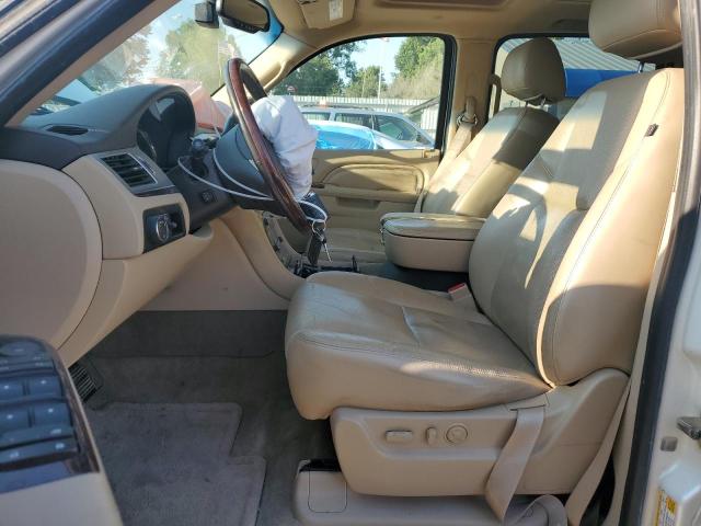 Photo 6 VIN: 1GYS4JEF6BR246107 - CADILLAC ESCALADE 