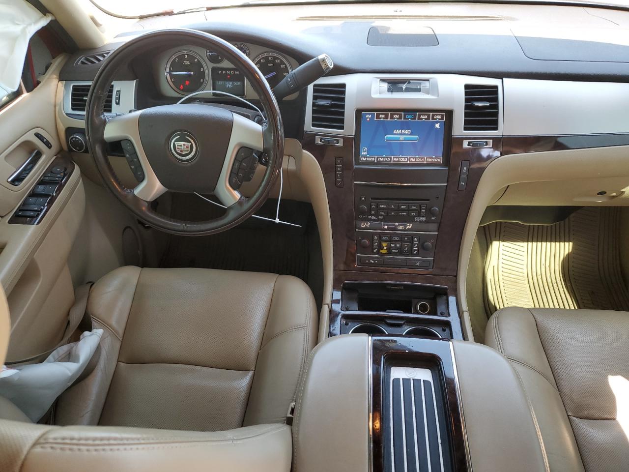 Photo 7 VIN: 1GYS4JEF8CR306552 - CADILLAC ESCALADE 