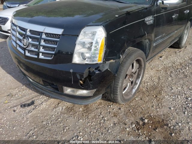 Photo 5 VIN: 1GYS4JEF9BR114393 - CADILLAC ESCALADE 