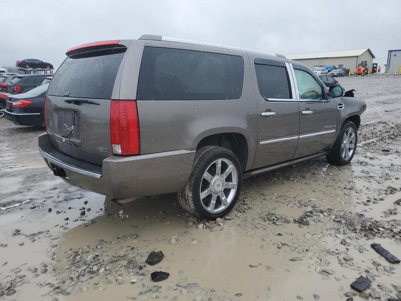 Photo 2 VIN: 1GYS4JEF9BR307241 - CADILLAC ESCALADE 