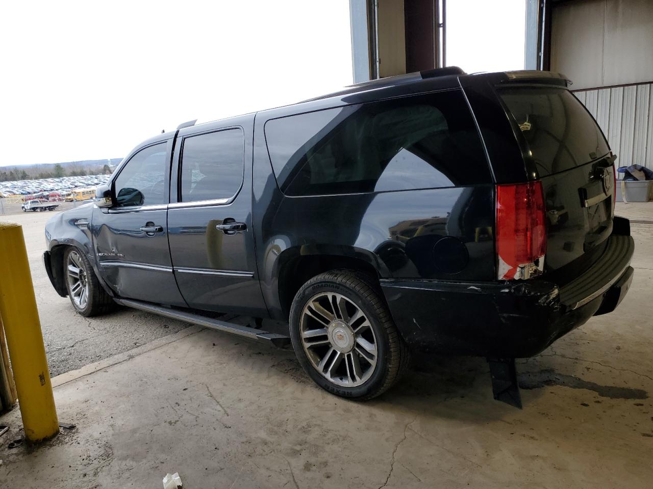 Photo 1 VIN: 1GYS4JEF9DR102859 - CADILLAC ESCALADE 