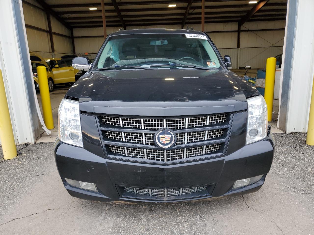 Photo 4 VIN: 1GYS4JEF9DR102859 - CADILLAC ESCALADE 