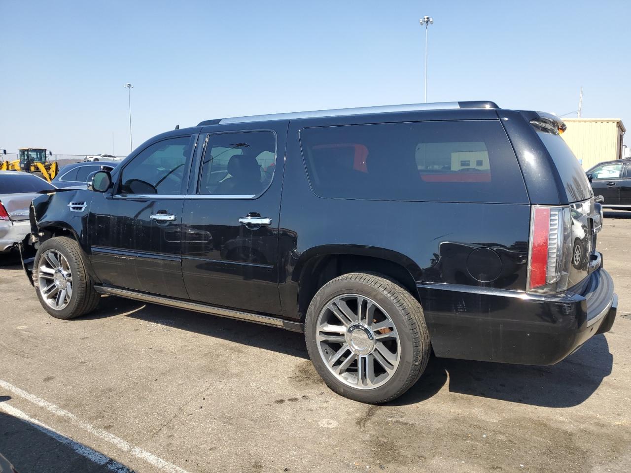 Photo 1 VIN: 1GYS4JEFXDR298729 - CADILLAC ESCALADE 