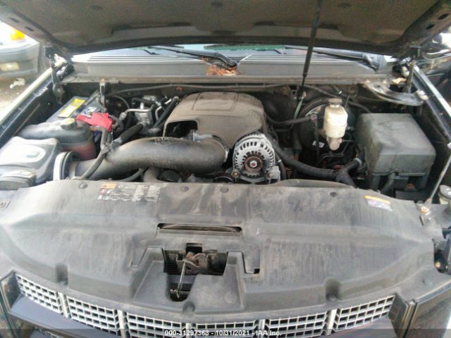 Photo 9 VIN: 1GYS4JEFXDR372005 - CADILLAC ESCALADE ESV 