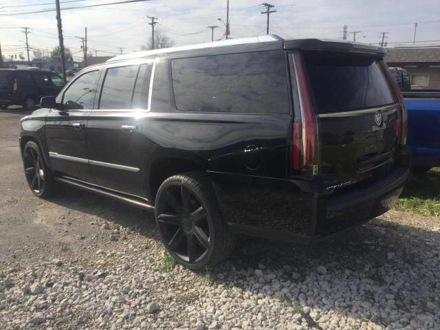 Photo 2 VIN: 1GYS4JKJ7FR247295 - CADILLAC ESCALADE E 