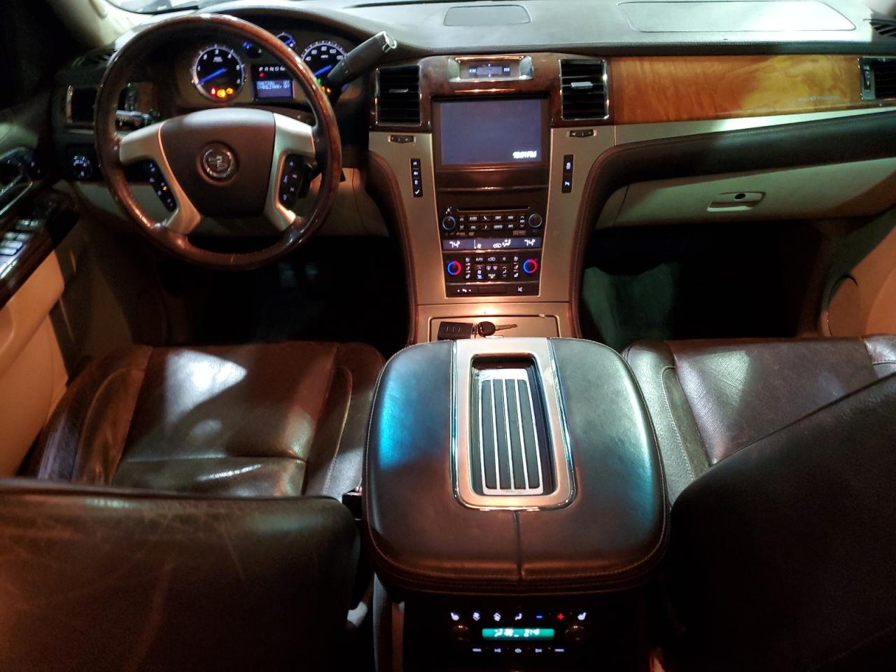 Photo 7 VIN: 1GYS4KEF0CR290739 - CADILLAC ESCALADE 