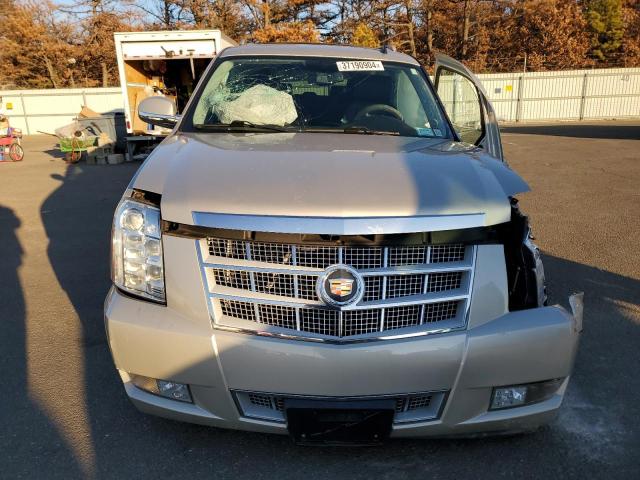 Photo 4 VIN: 1GYS4KEF0DR127932 - CADILLAC ESCALADE 