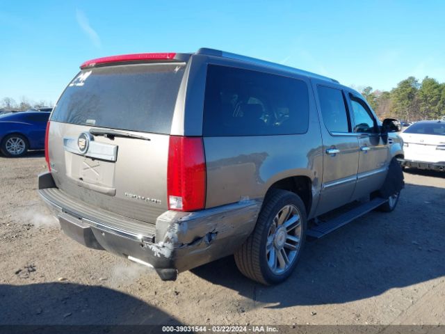 Photo 3 VIN: 1GYS4KEF1CR328608 - CADILLAC ESCALADE ESV 