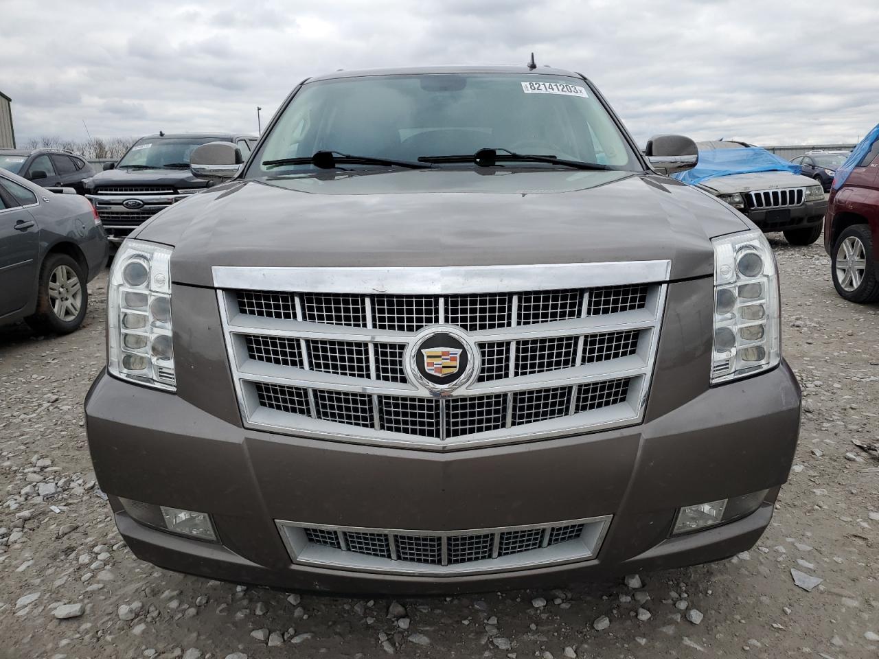 Photo 4 VIN: 1GYS4KEF3DR167812 - CADILLAC ESCALADE 