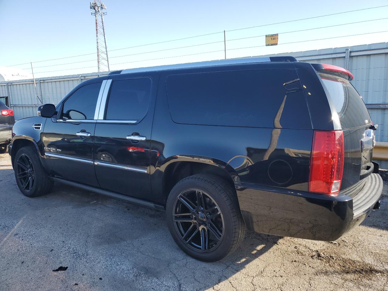 Photo 1 VIN: 1GYS4KEF4DR247197 - CADILLAC ESCALADE E 