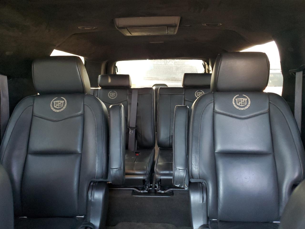 Photo 9 VIN: 1GYS4KEF4DR247197 - CADILLAC ESCALADE E 