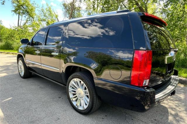 Photo 2 VIN: 1GYS4KEF4DR247197 - CADILLAC ESCALADE E 