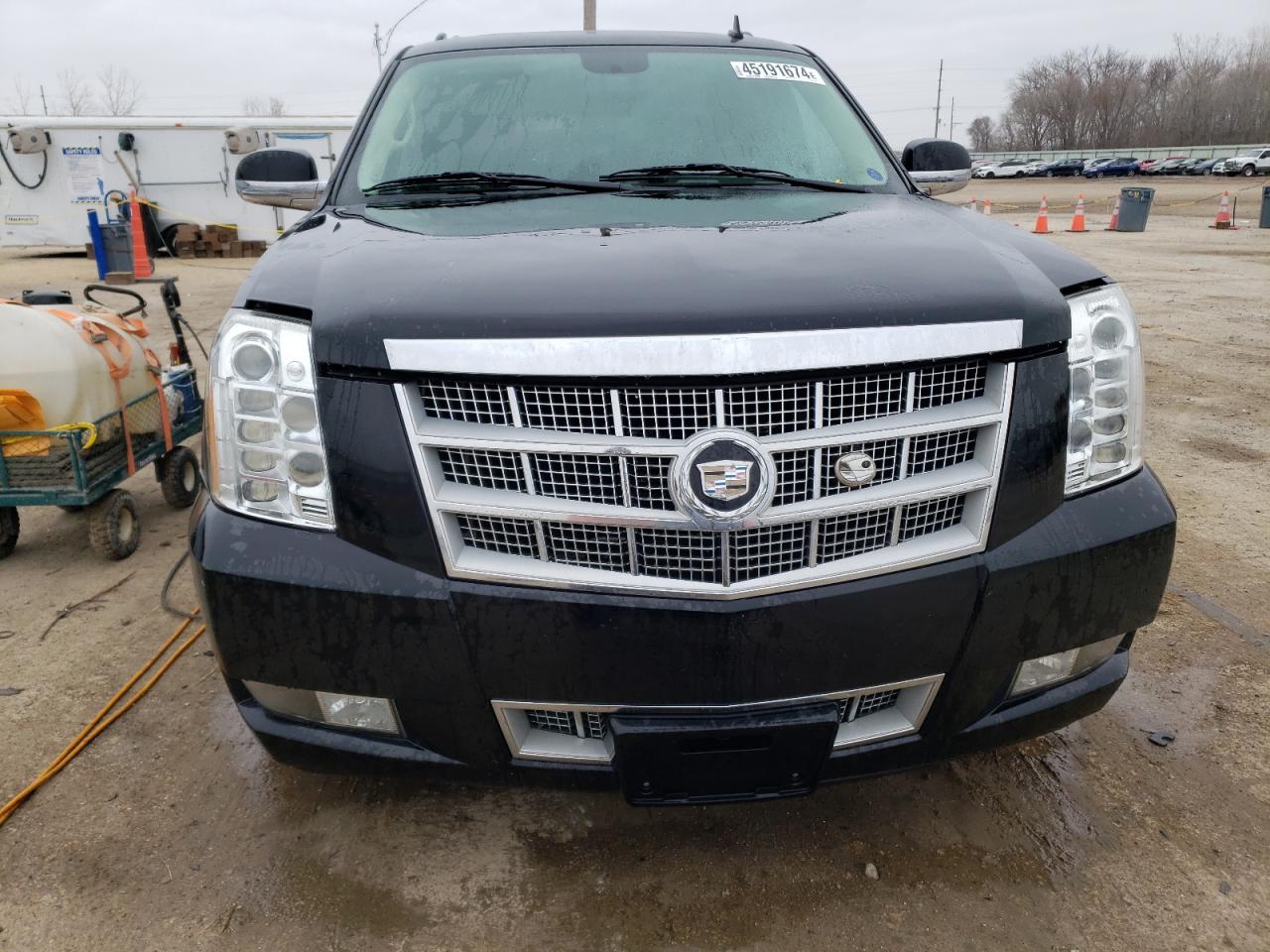 Photo 4 VIN: 1GYS4KEF6BR387703 - CADILLAC ESCALADE 