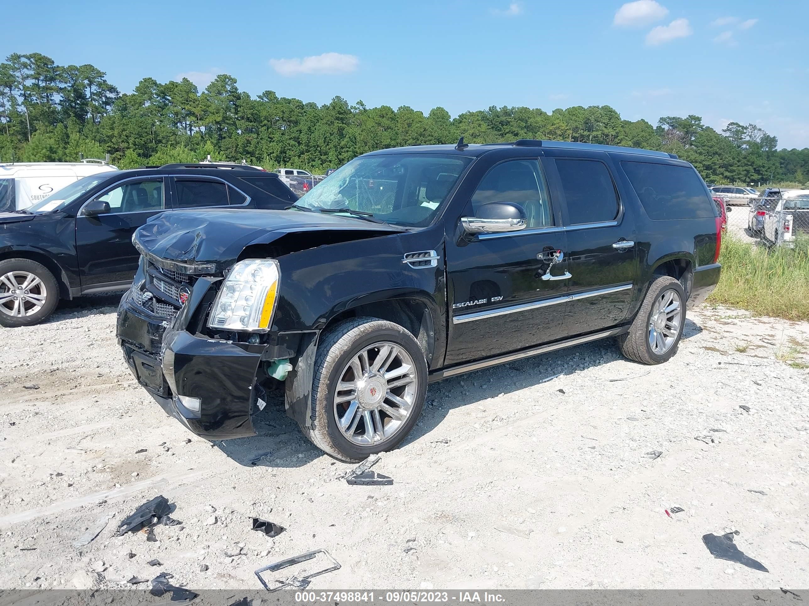 Photo 1 VIN: 1GYS4KEF8DR278839 - CADILLAC ESCALADE 