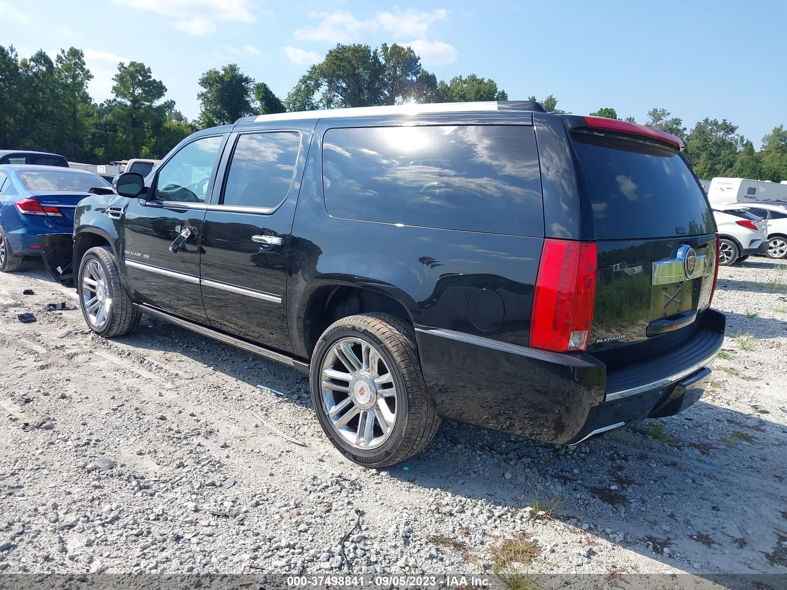 Photo 2 VIN: 1GYS4KEF8DR278839 - CADILLAC ESCALADE 