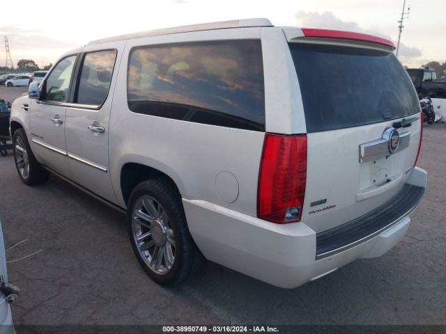 Photo 2 VIN: 1GYS4KEF9CR304461 - CADILLAC ESCALADE ESV 