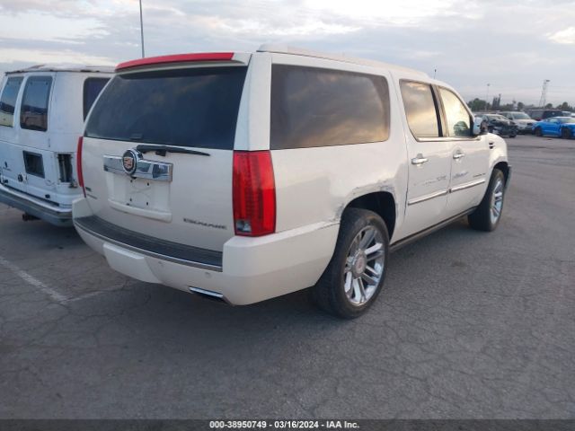 Photo 3 VIN: 1GYS4KEF9CR304461 - CADILLAC ESCALADE ESV 