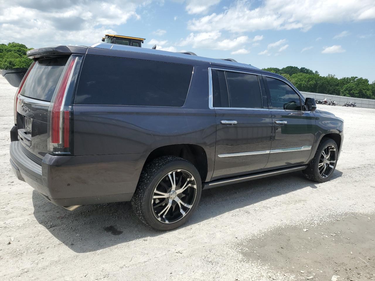 Photo 2 VIN: 1GYS4KKJ2HR330125 - CADILLAC ESCALADE 