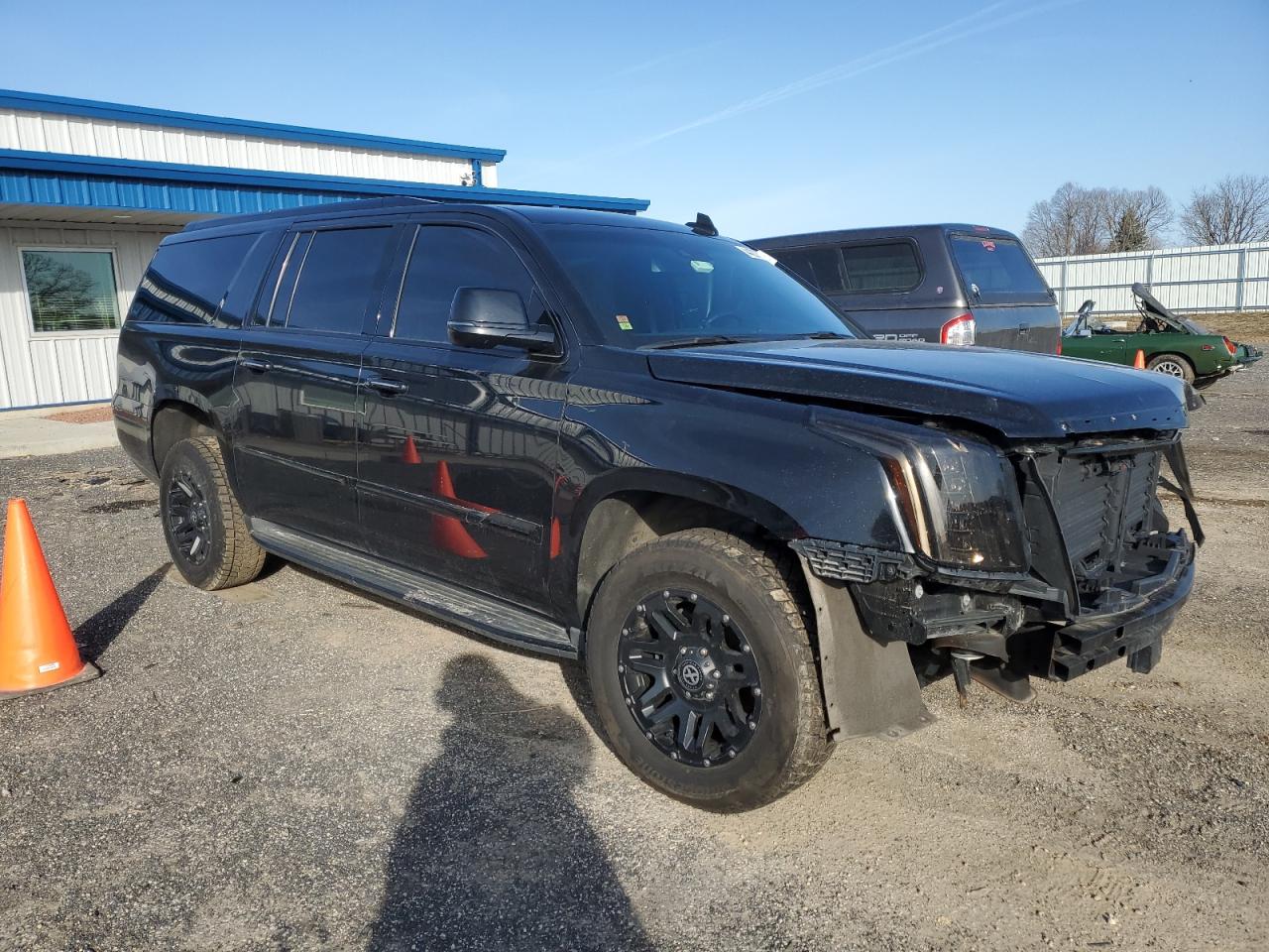 Photo 3 VIN: 1GYS4KKJXGR451421 - CADILLAC ESCALADE 