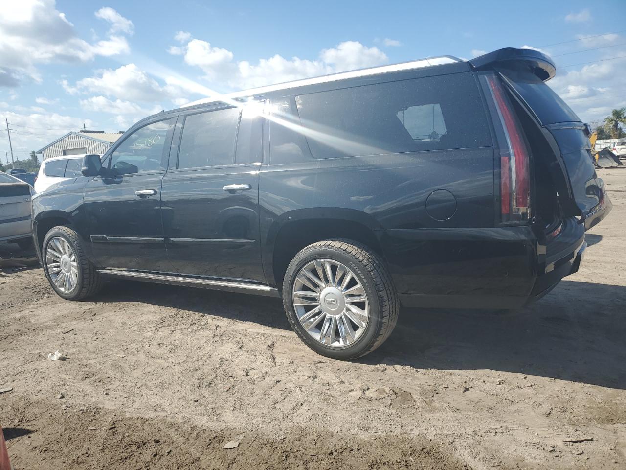 Photo 1 VIN: 1GYS4KKJXLR128044 - CADILLAC ESCALADE 