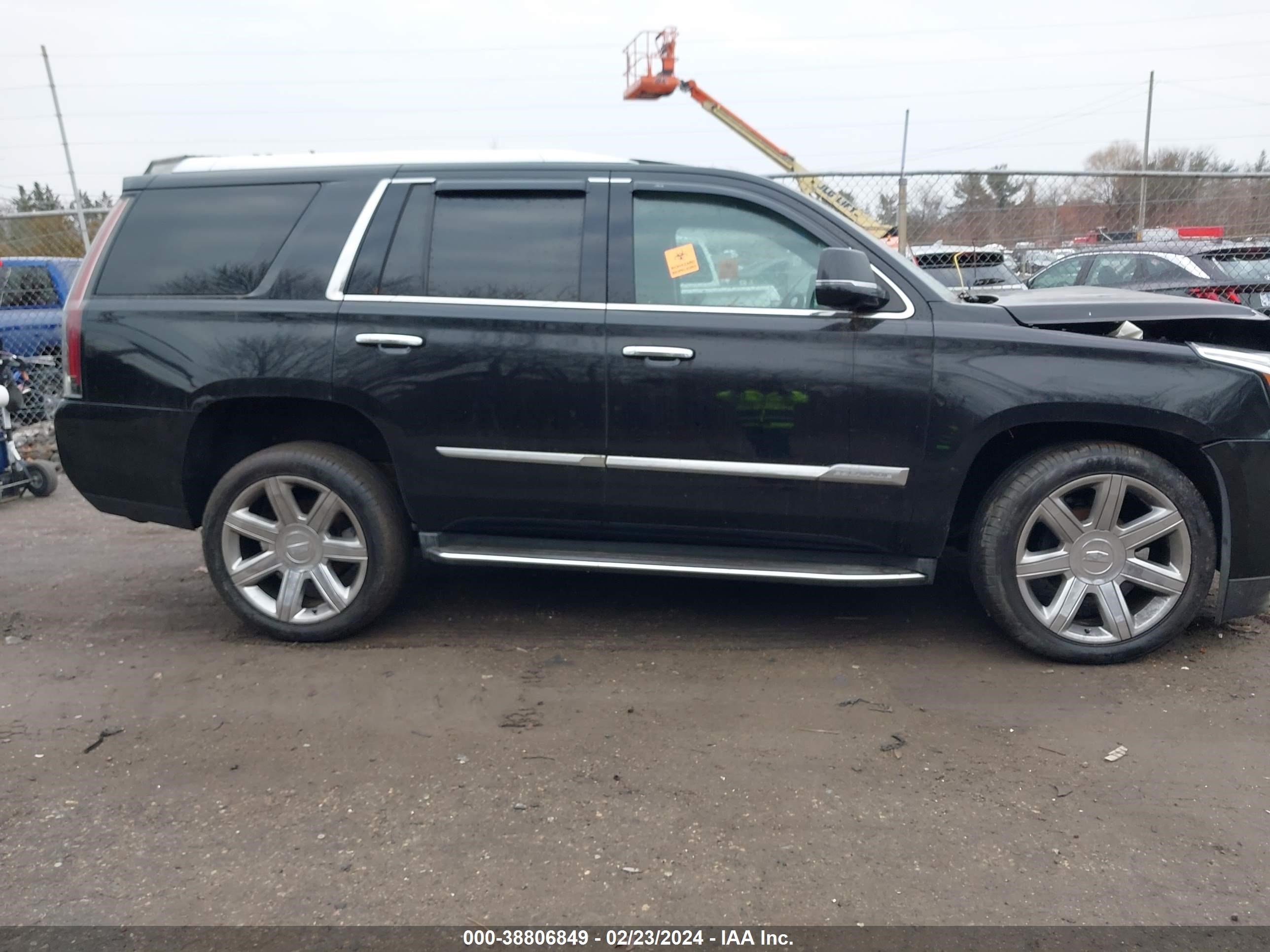 Photo 11 VIN: 1GYS4MKJ1FR560392 - CADILLAC ESCALADE 