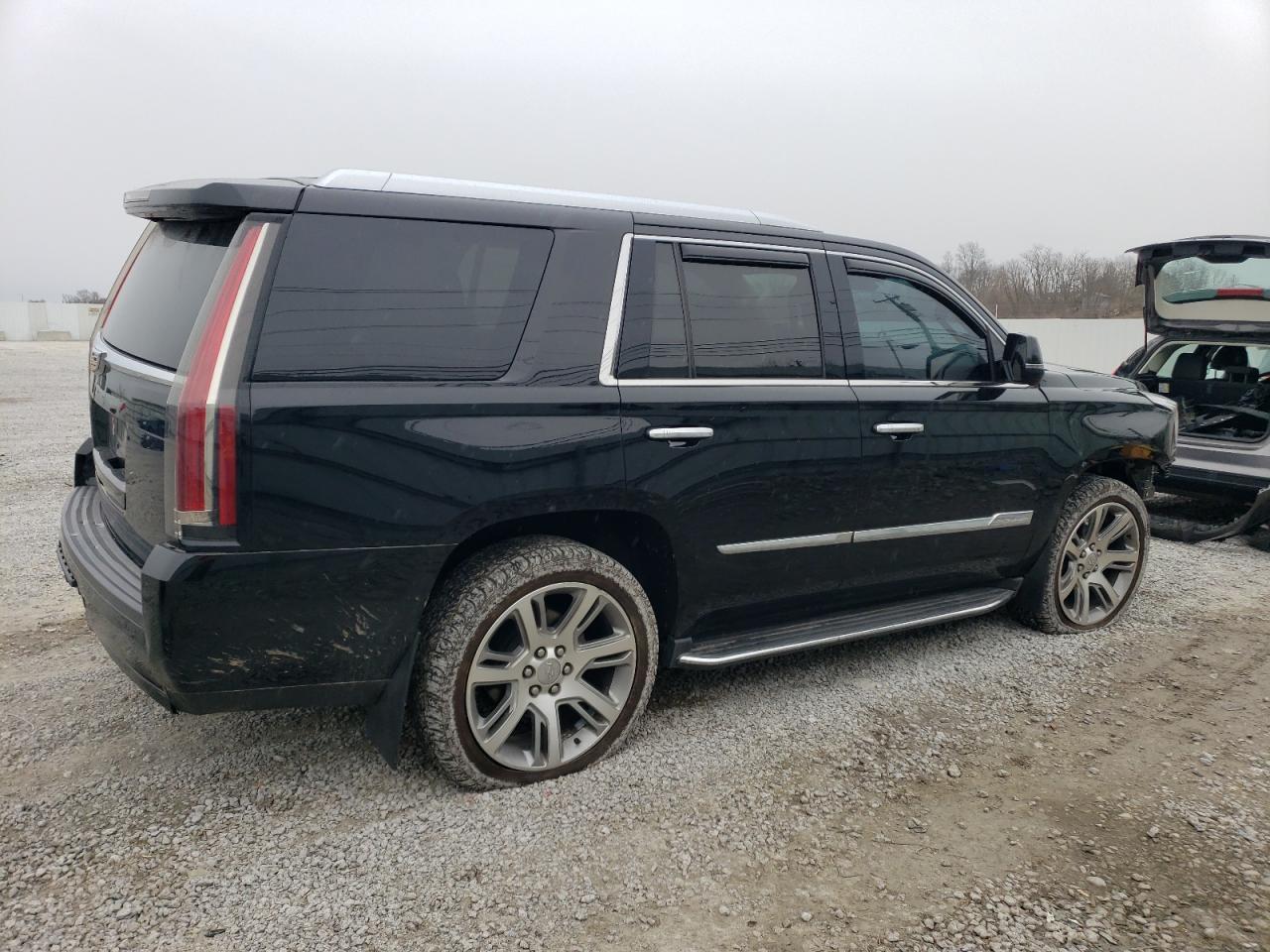 Photo 2 VIN: 1GYS4MKJ6FR747756 - CADILLAC ESCALADE 