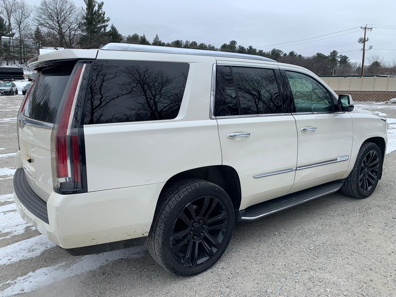 Photo 2 VIN: 1GYS4MKJXFR633971 - CADILLAC ESCALADE L 