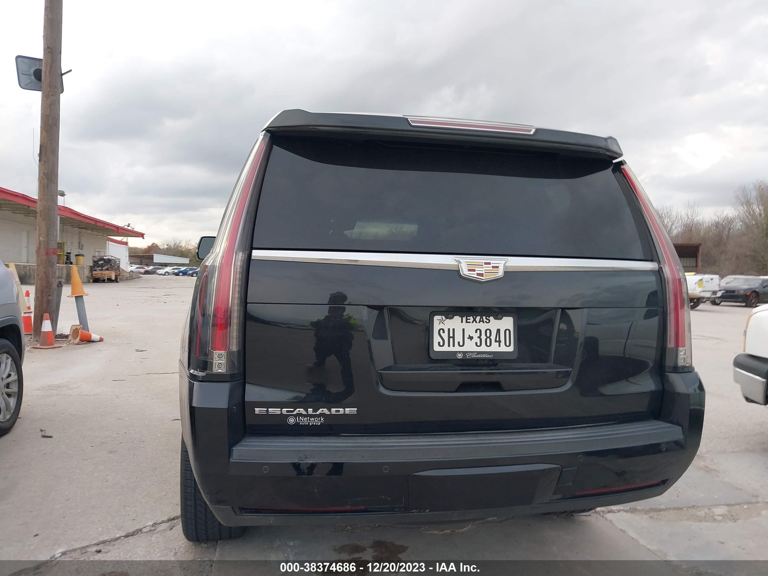 Photo 2 VIN: 1GYS4NKJ1FR540455 - CADILLAC ESCALADE 