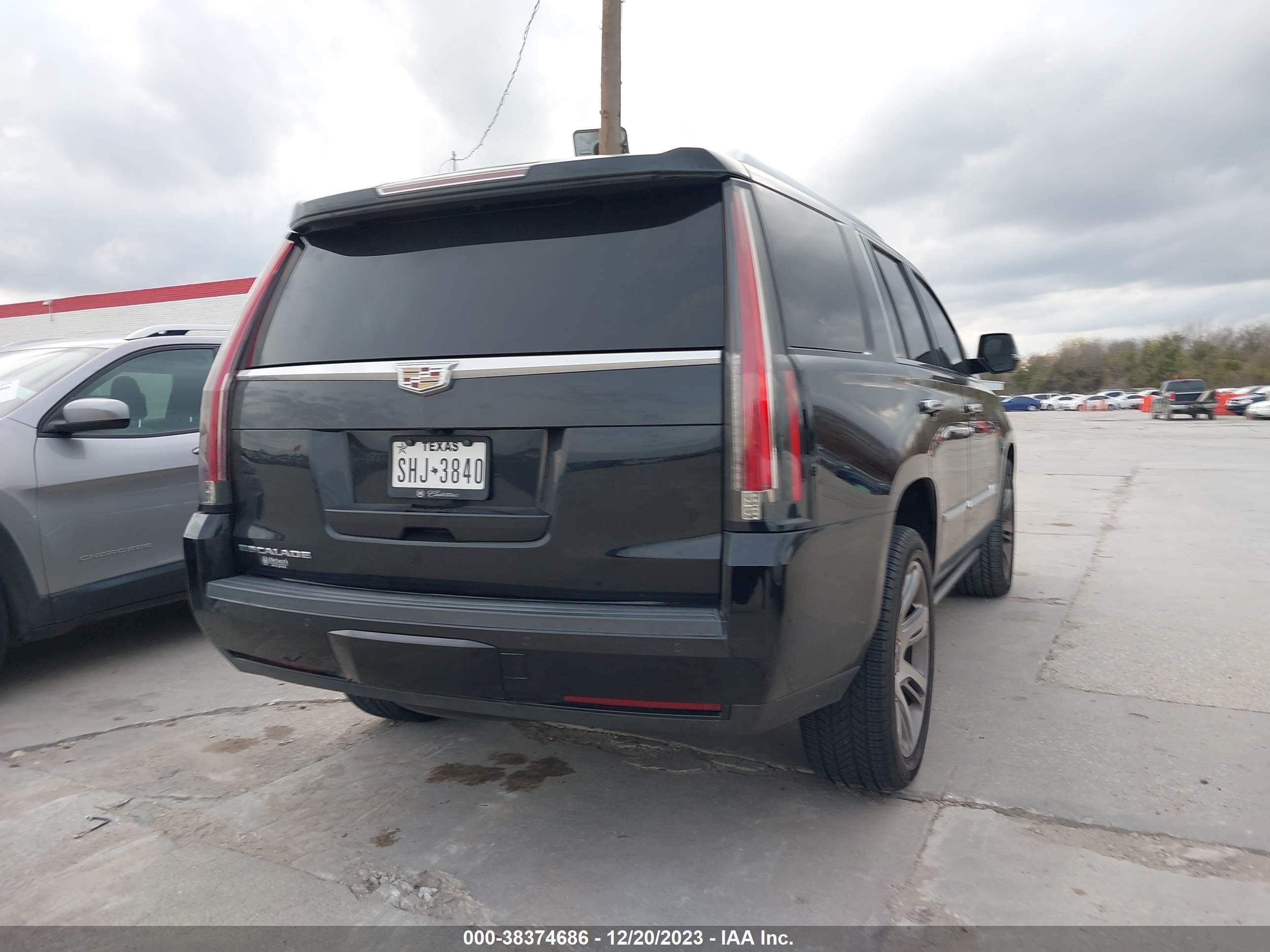 Photo 3 VIN: 1GYS4NKJ1FR540455 - CADILLAC ESCALADE 