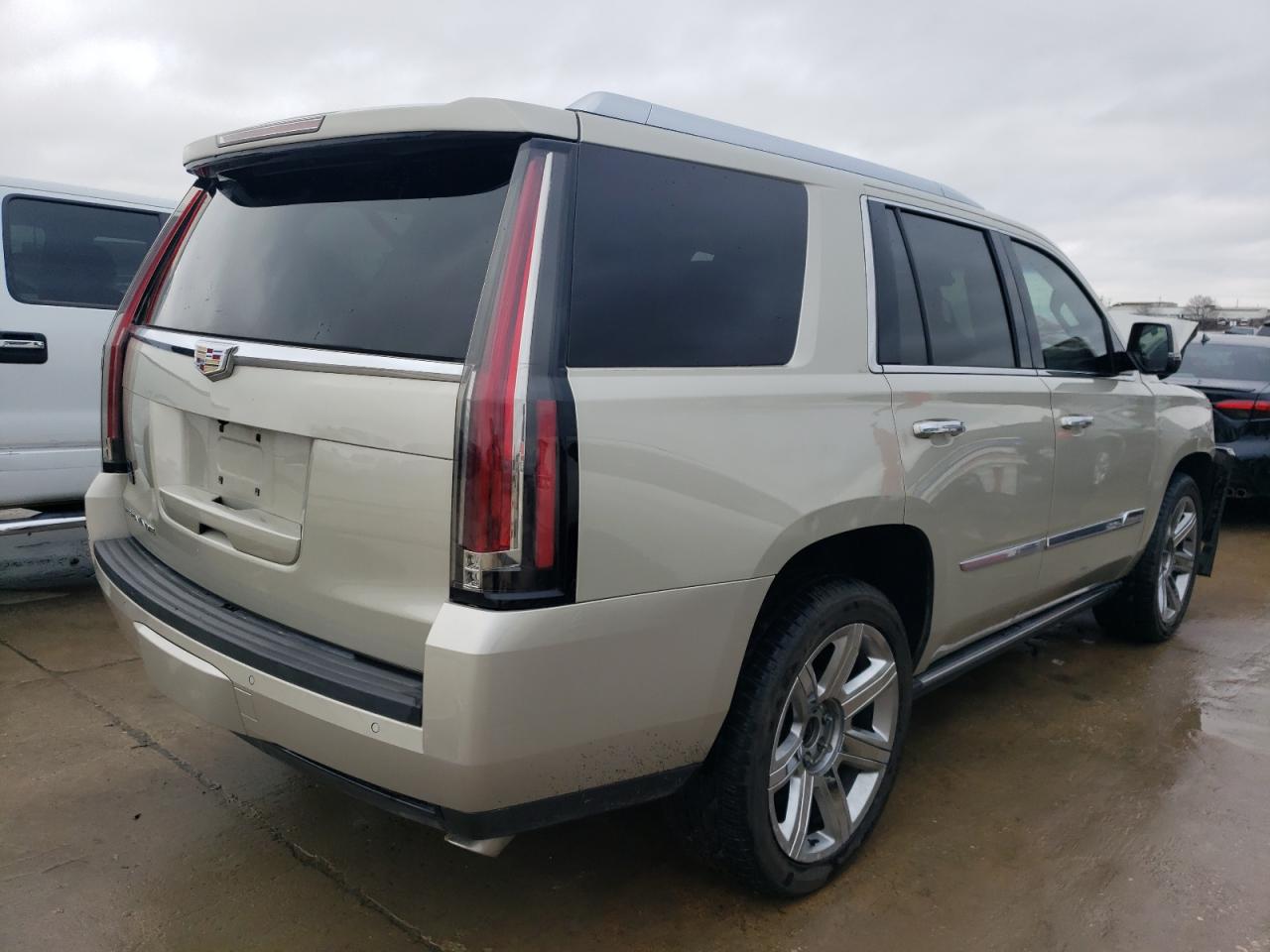 Photo 2 VIN: 1GYS4NKJ5FR610121 - CADILLAC ESCALADE 