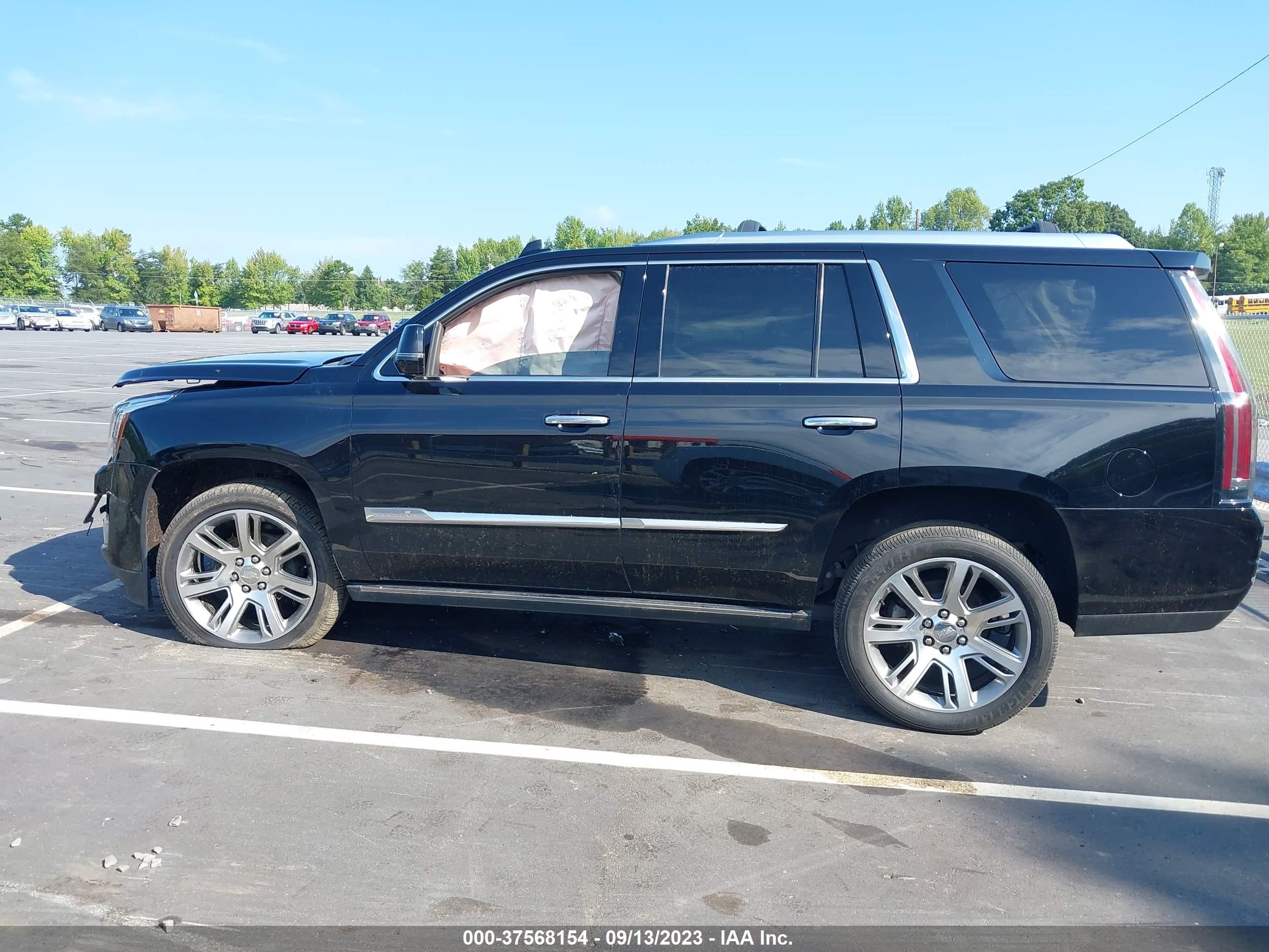 Photo 14 VIN: 1GYS4NKJ8FR560718 - LINCOLN TOWNCAR 