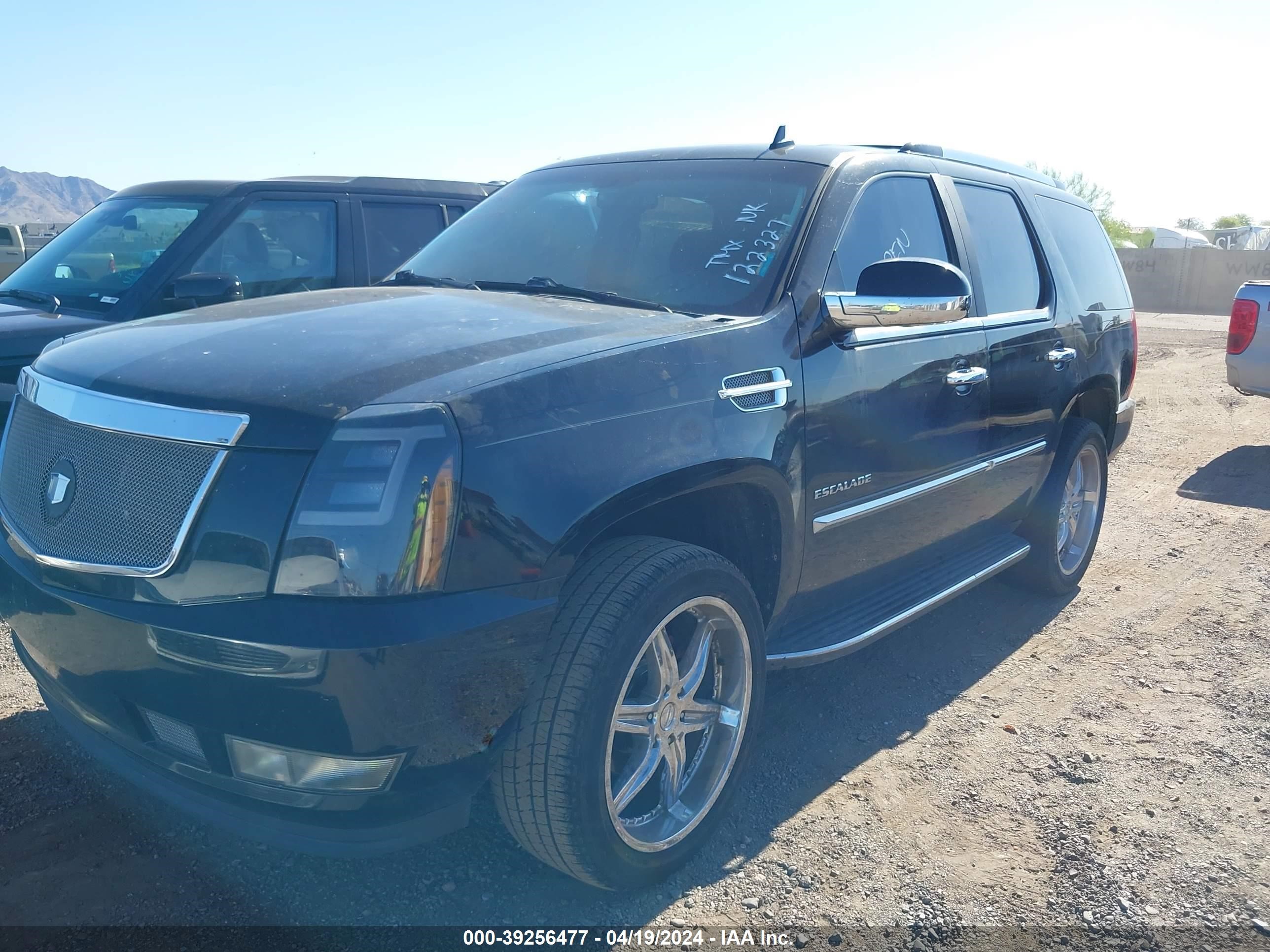 Photo 1 VIN: 1GYUCBEF3AR122327 - CADILLAC ESCALADE 