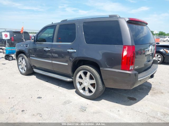 Photo 2 VIN: 1GYUCBEF9AR156014 - CADILLAC ESCALADE 