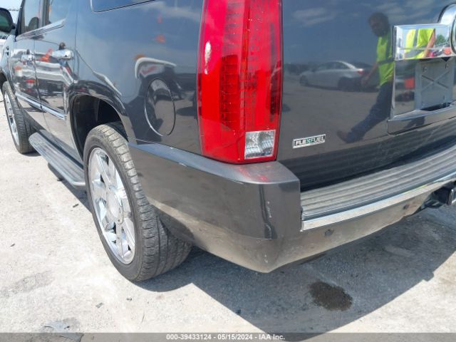 Photo 5 VIN: 1GYUCBEF9AR156014 - CADILLAC ESCALADE 