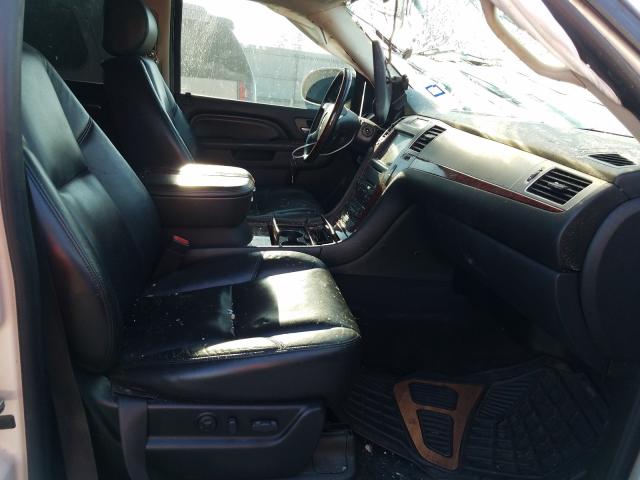 Photo 4 VIN: 1GYUCBEF9AR221024 - CADILLAC ESCALADE L 