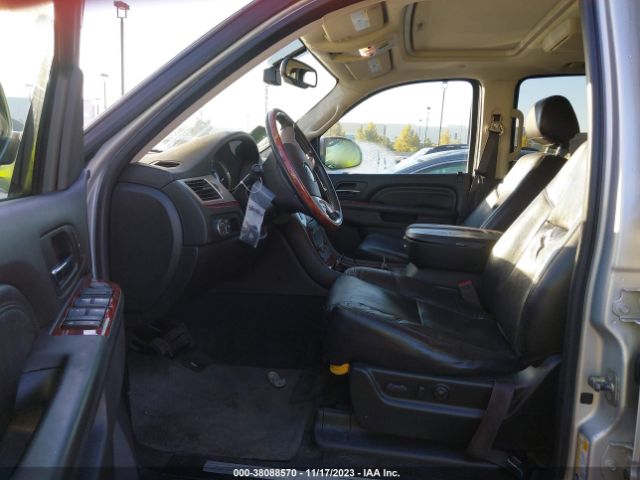 Photo 4 VIN: 1GYUCCEF6AR269165 - CADILLAC ESCALADE 