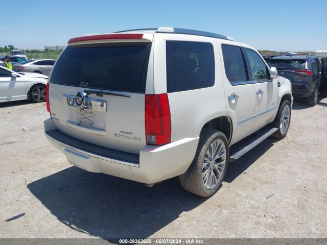 Photo 3 VIN: 1GYUCDEF6AR257653 - CADILLAC ESCALADE 